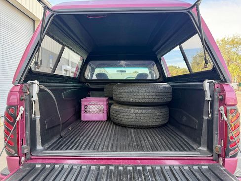 Used 1993 Ford F150 XL image 59