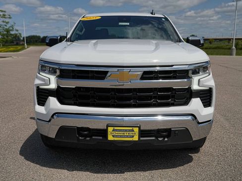 Used 2025 Chevrolet Silverado 1500 LT AWD/4WD image 2