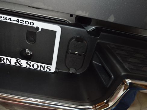 Used 2024 RAM 2500 Big Horn w/ Bed Utility Group image 18