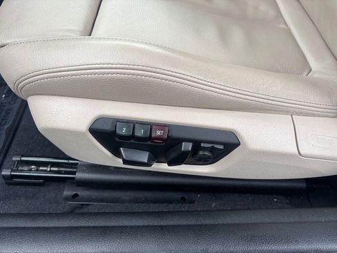 Used 2015 BMW 228i xDrive Convertible image 19