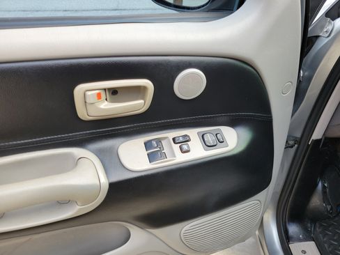 Used 2003 Toyota Tundra SR5 image 11