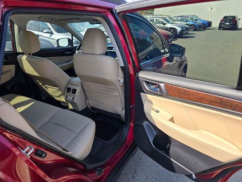 Used 2019 Subaru Outback 2.5i Limited AWD/4WD image 13