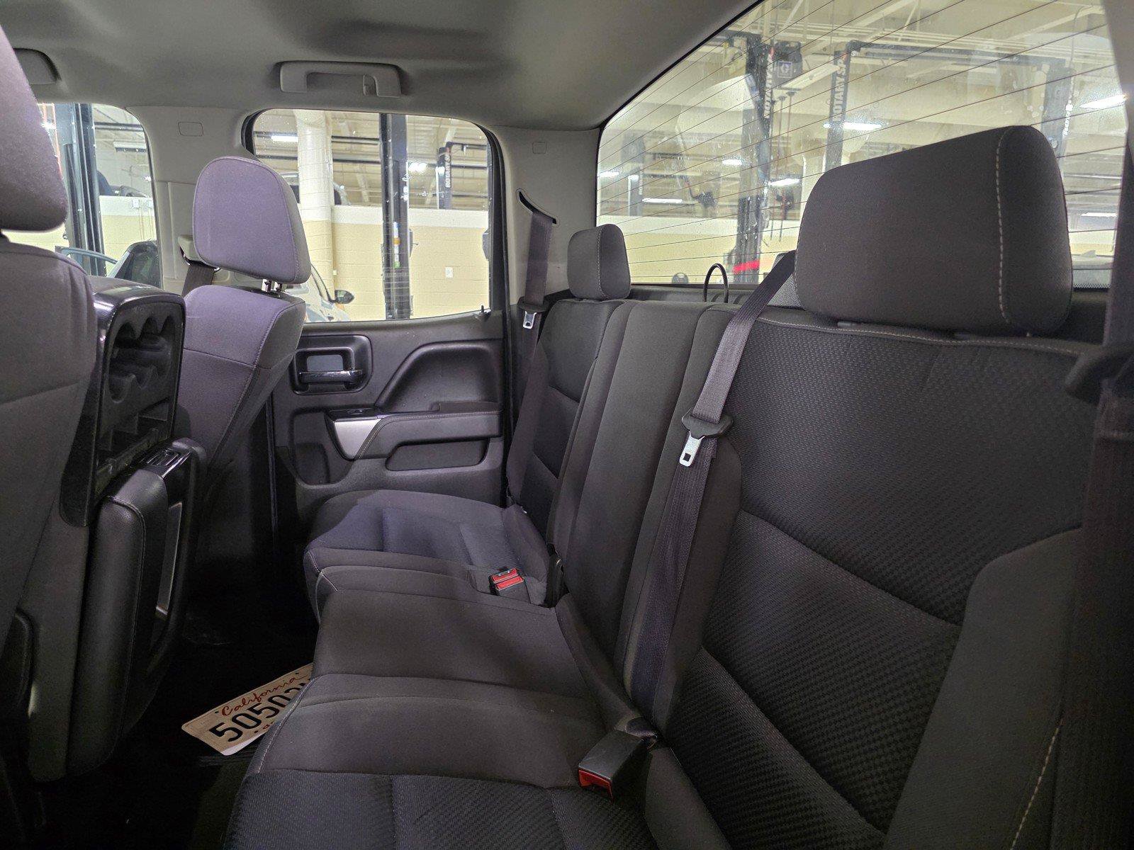 Used 2017 Chevrolet Silverado 1500 LT w/ Redline Edition AWD/4WD image 11