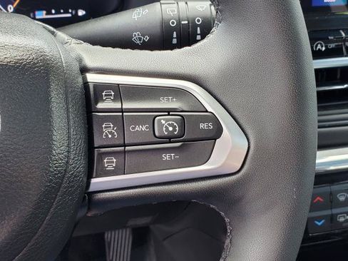 Used 2023 Jeep Compass High Altitude AWD/4WD image 13