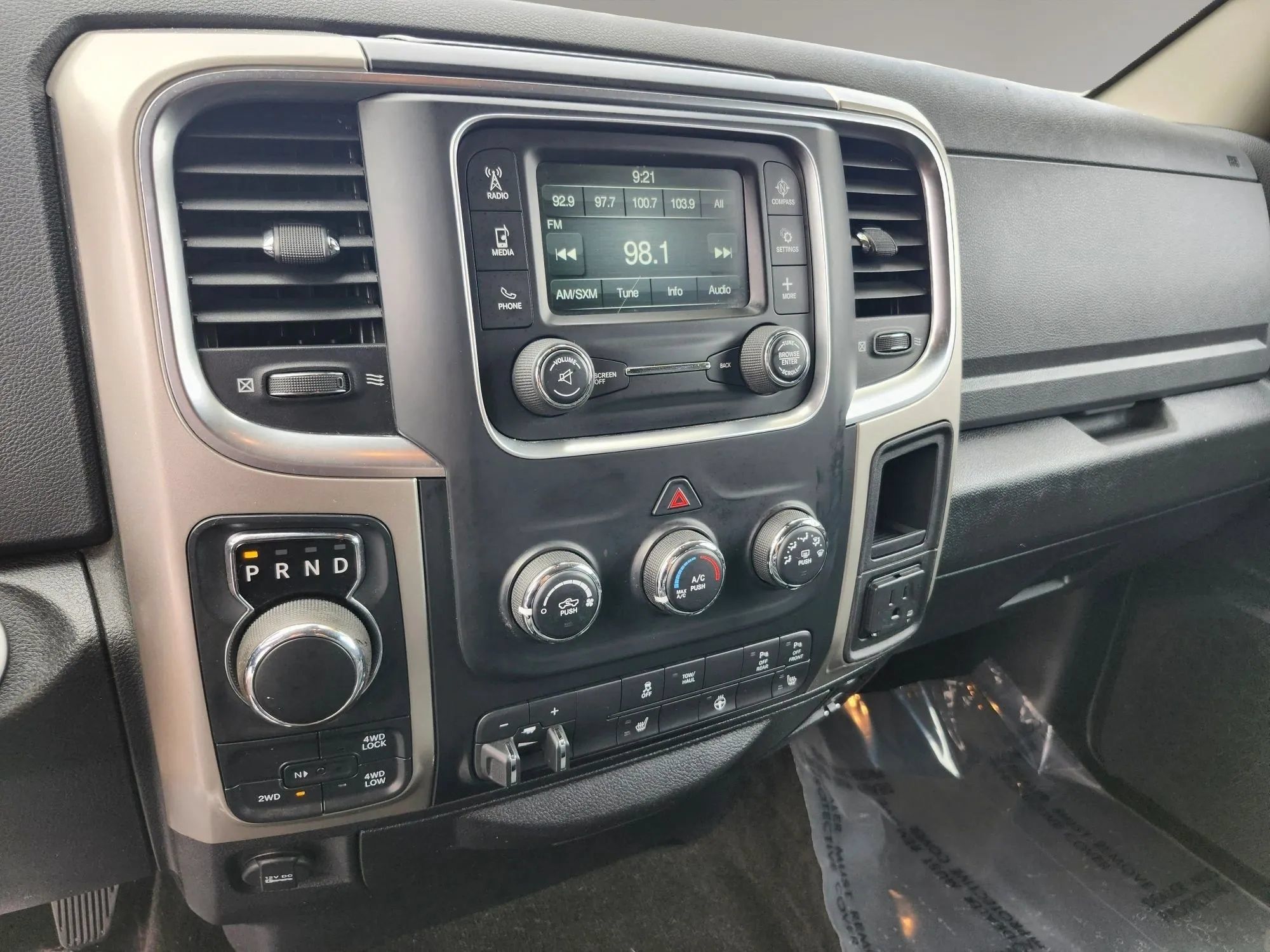 Used 2015 RAM 1500 Outdoorsman AWD/4WD image 17