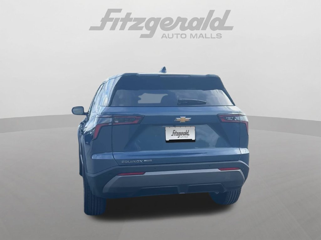 Used 2026 Chevrolet Equinox LT AWD/4WD image 7