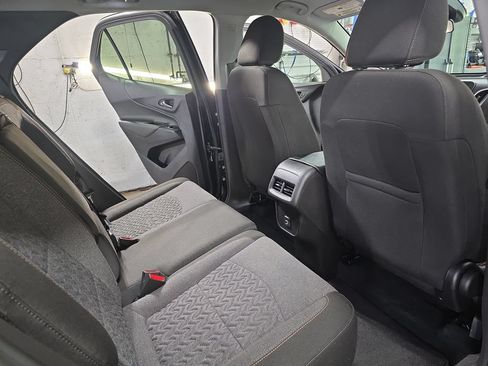 Used 2024 Chevrolet Equinox LT AWD/4WD image 11