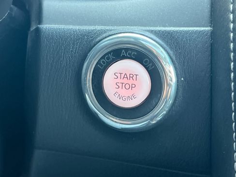 Used 2017 Nissan Armada Platinum image 27