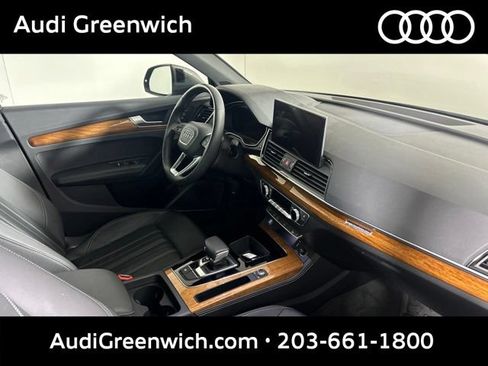 Used 2023 Audi Q5 2.0T Premium Plus w/ Premium Plus Package AWD/4WD image 11