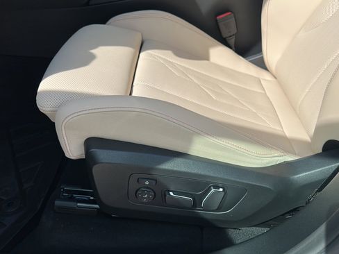 New 2026 BMW X3 xDrive30 w/ Premium Package image 12