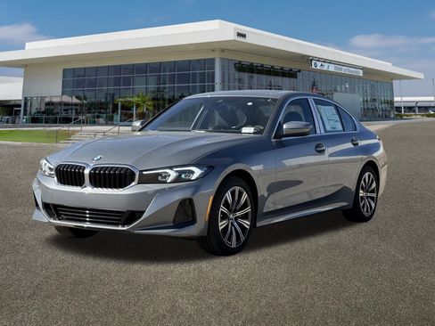 New 2026 BMW 330i 330i w/ Convenience Package image 5