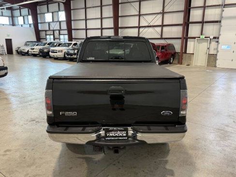 Used 2004 Ford F250 Lariat AWD/4WD image 9