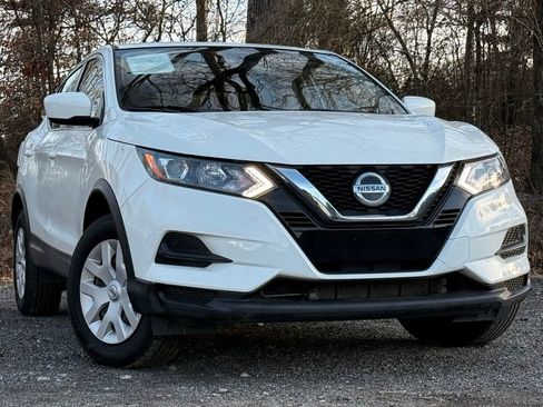 Used 2020 Nissan Rogue Sport S FWD image 8