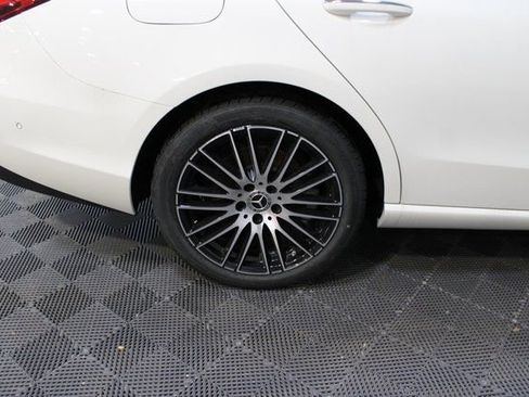 New 2025 Mercedes-Benz C 300 4MATIC Sedan image 9