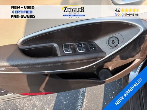 Used 2018 Hyundai Santa Fe Sport w/ 2.4L Value Package 02 AWD/4WD image 10