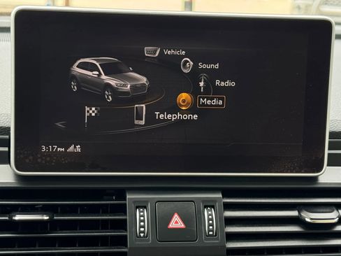 Used 2018 Audi Q5 2.0T Premium Plus AWD/4WD image 40