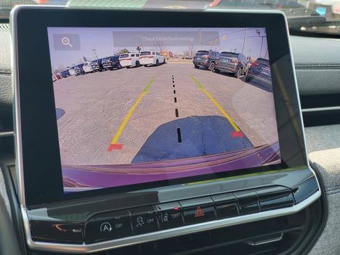 Used 2022 Jeep Compass Latitude w/ Convenience Group image 15