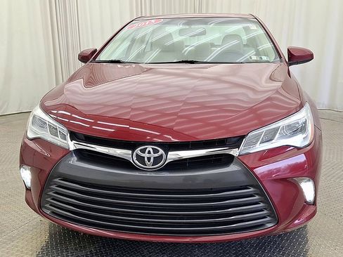 Used 2015 Toyota Camry XLE image 6