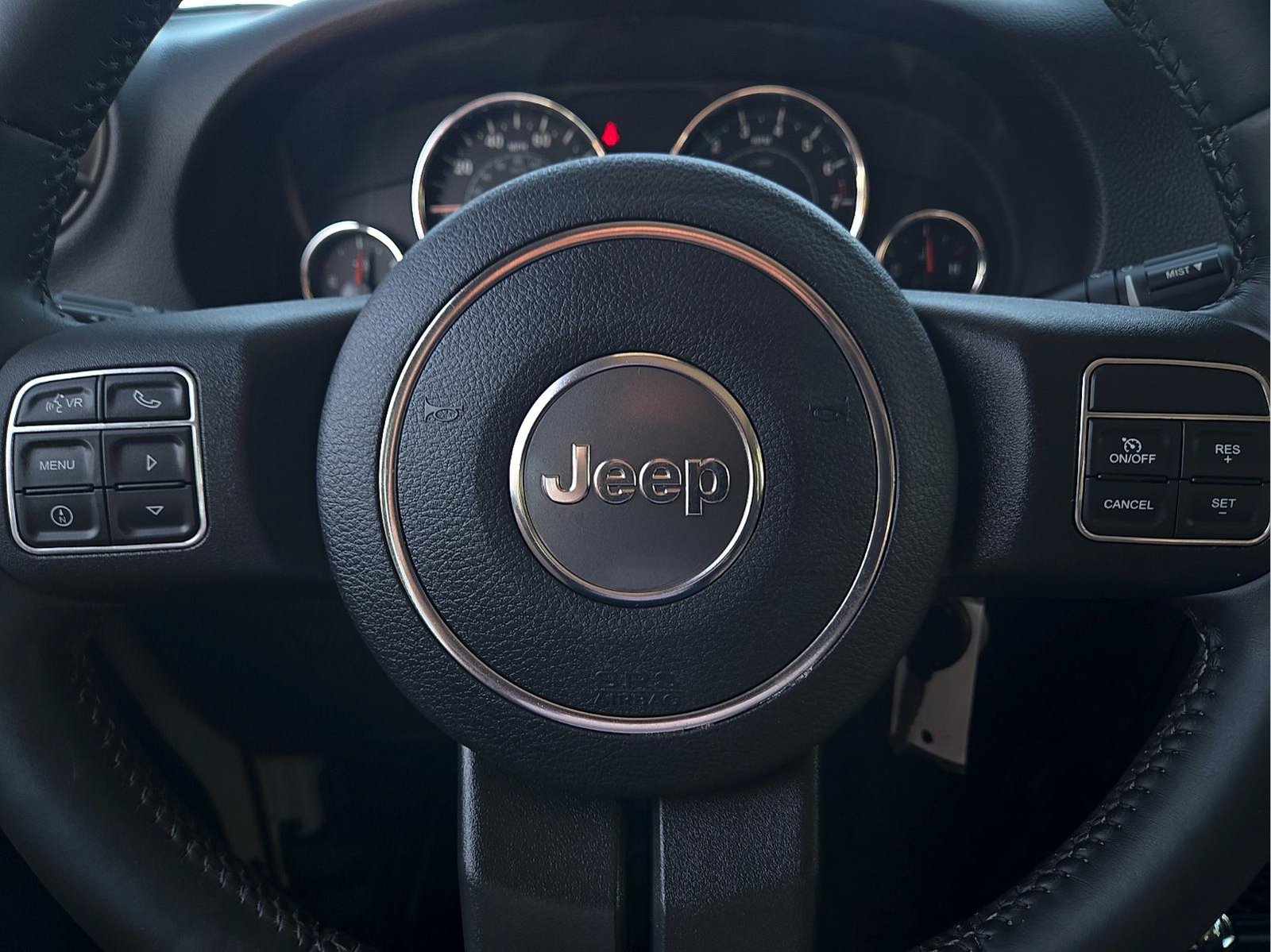 Used 2018 Jeep Wrangler Unlimited Sport w/ Connectivity Group AWD/4WD image 20