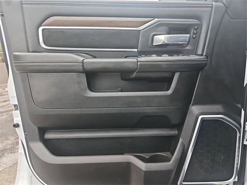 Used 2024 RAM 2500 Laramie image 22