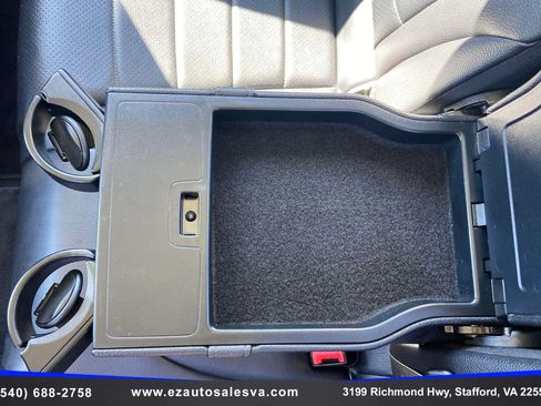 Used 2016 Mercedes-Benz C 300 4MATIC Sedan image 24