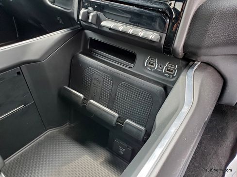 Used 2024 RAM 1500 Laramie image 18