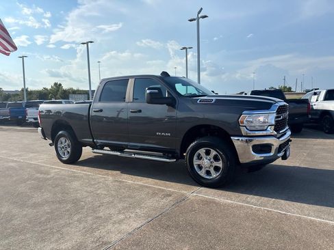 Used 2024 RAM 2500 Big Horn AWD/4WD image 7