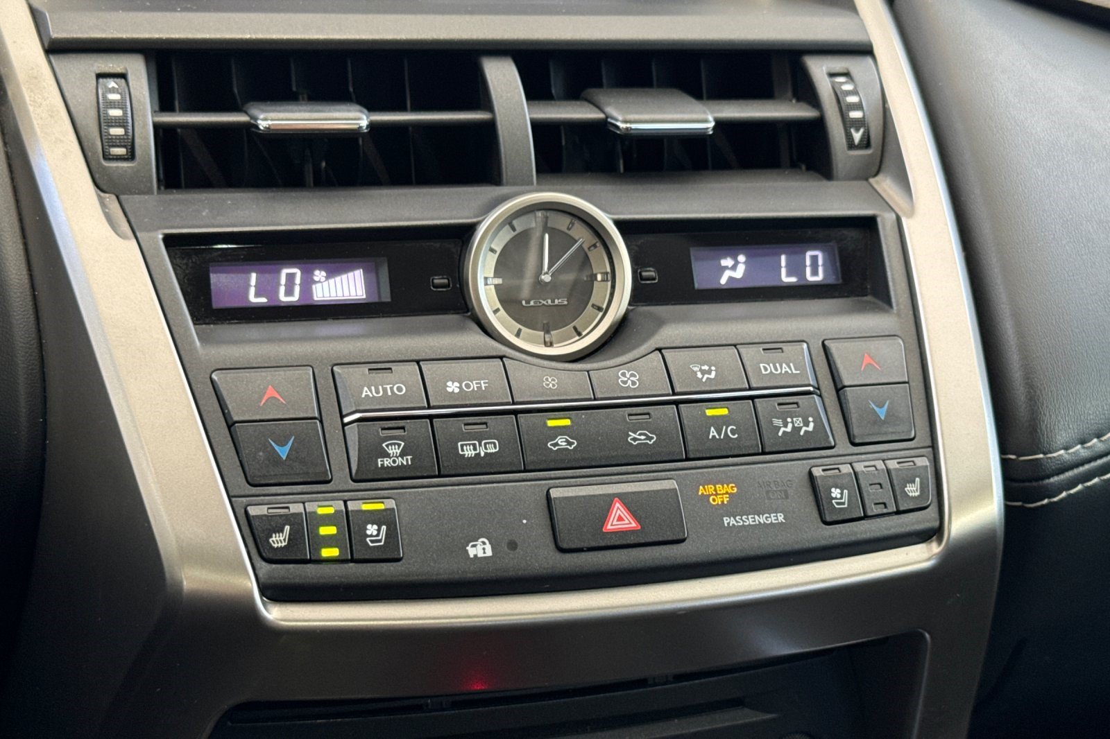 Used 2016 Lexus NX 300h AWD w/ Premium Package image 27