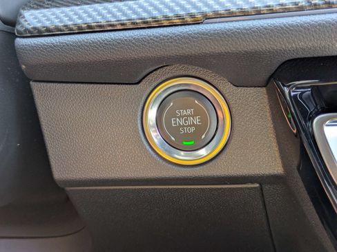 New 2026 Chevrolet Traverse High Country FWD image 30