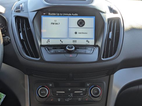 Used 2018 Ford Escape SE w/ SE Sync 3 Package image 13