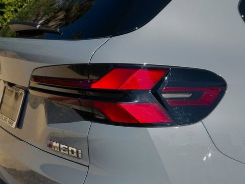 New 2026 BMW X5 M60i image 7