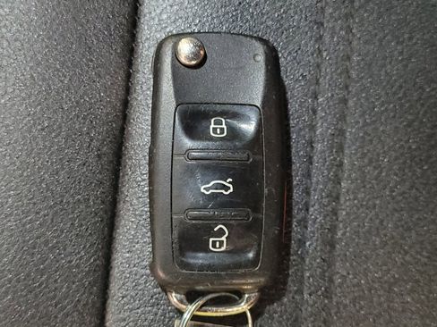 Used 2015 Volkswagen Jetta GLI SEL image 32