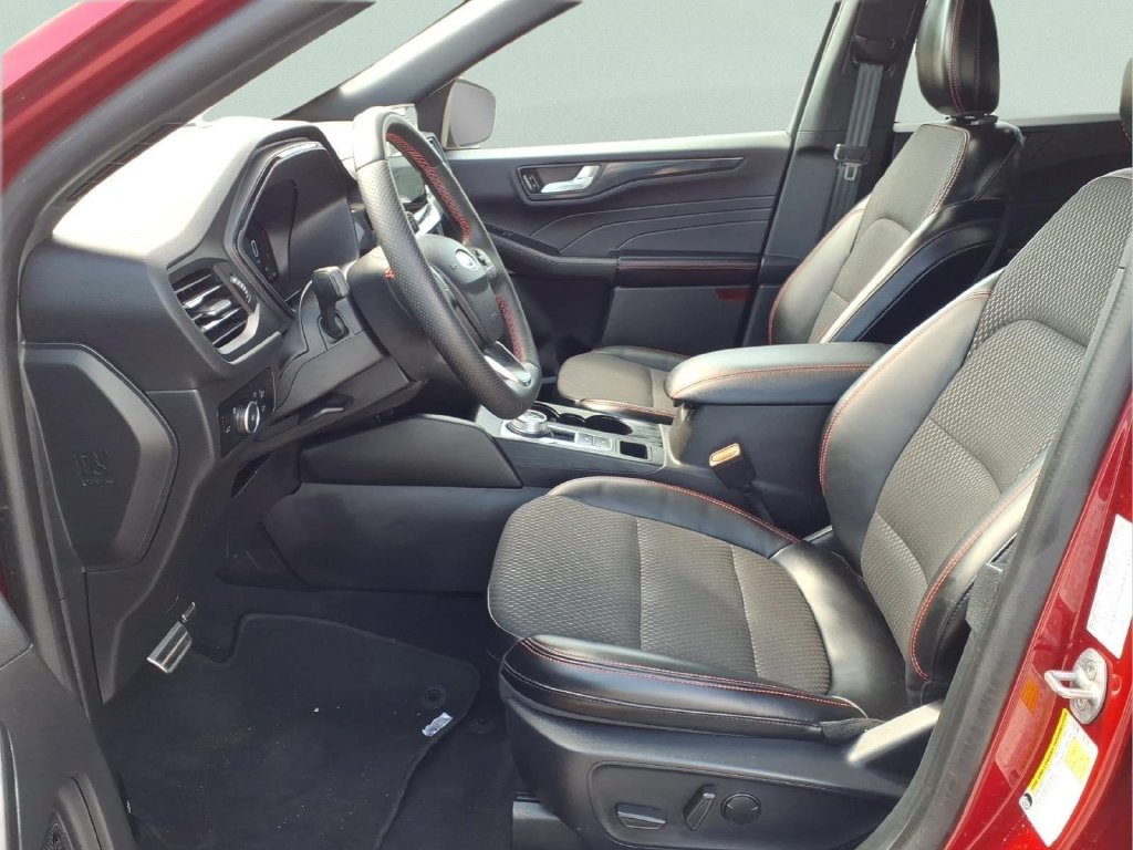 Used 2024 Ford Escape ST-Line Select w/ Tech Pack #2 AWD/4WD image 14