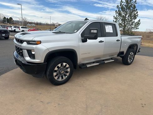 Used 2022 Chevrolet Silverado 2500 Custom w/ Custom Convenience Package AWD/4WD image 27