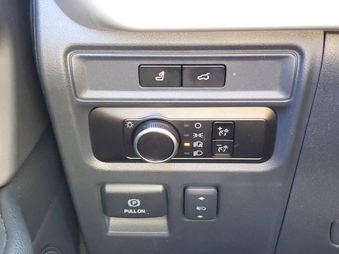 Used 2023 Ford Expedition Max XLT image 27