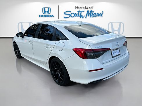 Used 2023 Honda Civic Sport image 5