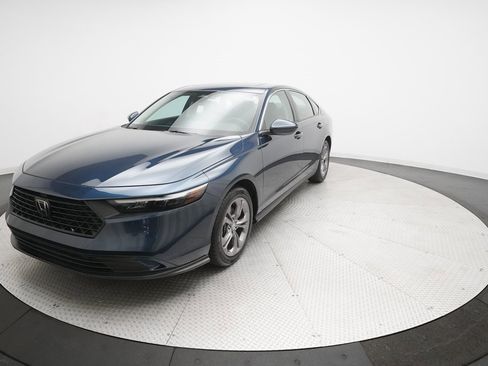 Certified 2024 Honda Accord EX image 34