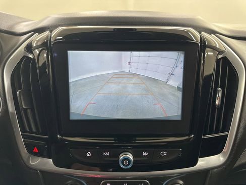 Used 2019 Chevrolet Traverse LT image 50