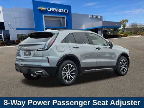 Used 2025 Cadillac XT4 Sport image 5
