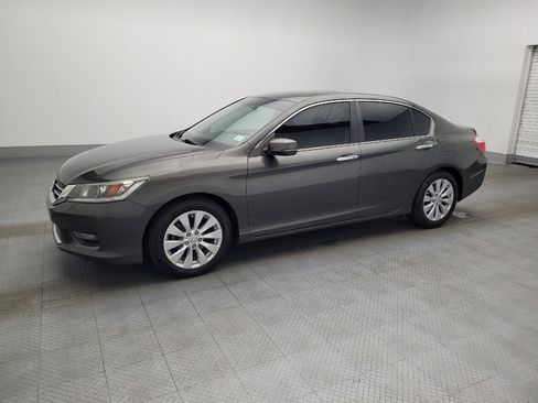 Used 2014 Honda Accord EX image 2