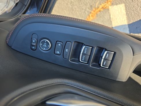 Used 2023 Honda HR-V Sport image 27