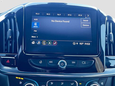 Used 2023 Chevrolet Traverse High Country FWD image 15
