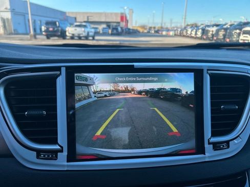 New 2026 Chrysler Voyager LX FWD image 16