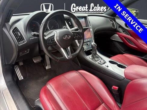 Used 2018 INFINITI Q60 Red Sport 400 w/ Sensory Package 3.0T Sport AWD/4WD image 9