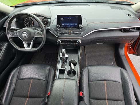 Used 2022 Nissan Altima 2.5 SR FWD image 16