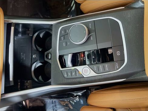 Used 2024 BMW 330i xDrive Sedan w/ Premium Package image 24