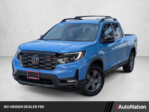 Used 2025 Honda Ridgeline TrailSport image 1