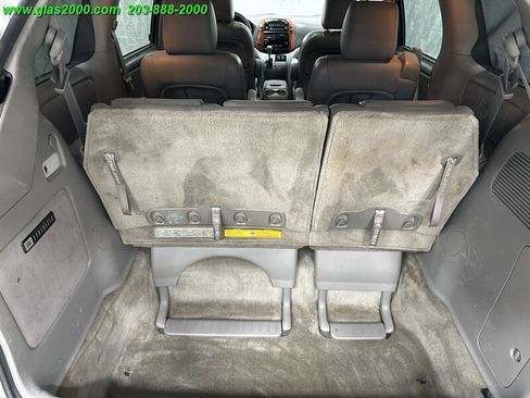 Used 2009 Toyota Sienna XLE image 16