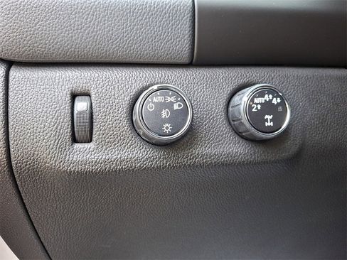 Used 2018 Chevrolet Colorado Z71 image 24