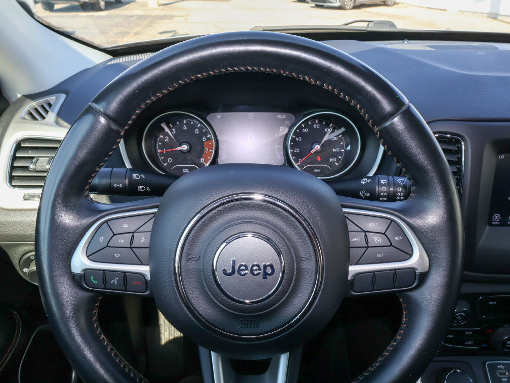 Used 2018 Jeep Compass Latitude w/ Popular Equipment Group AWD/4WD image 20